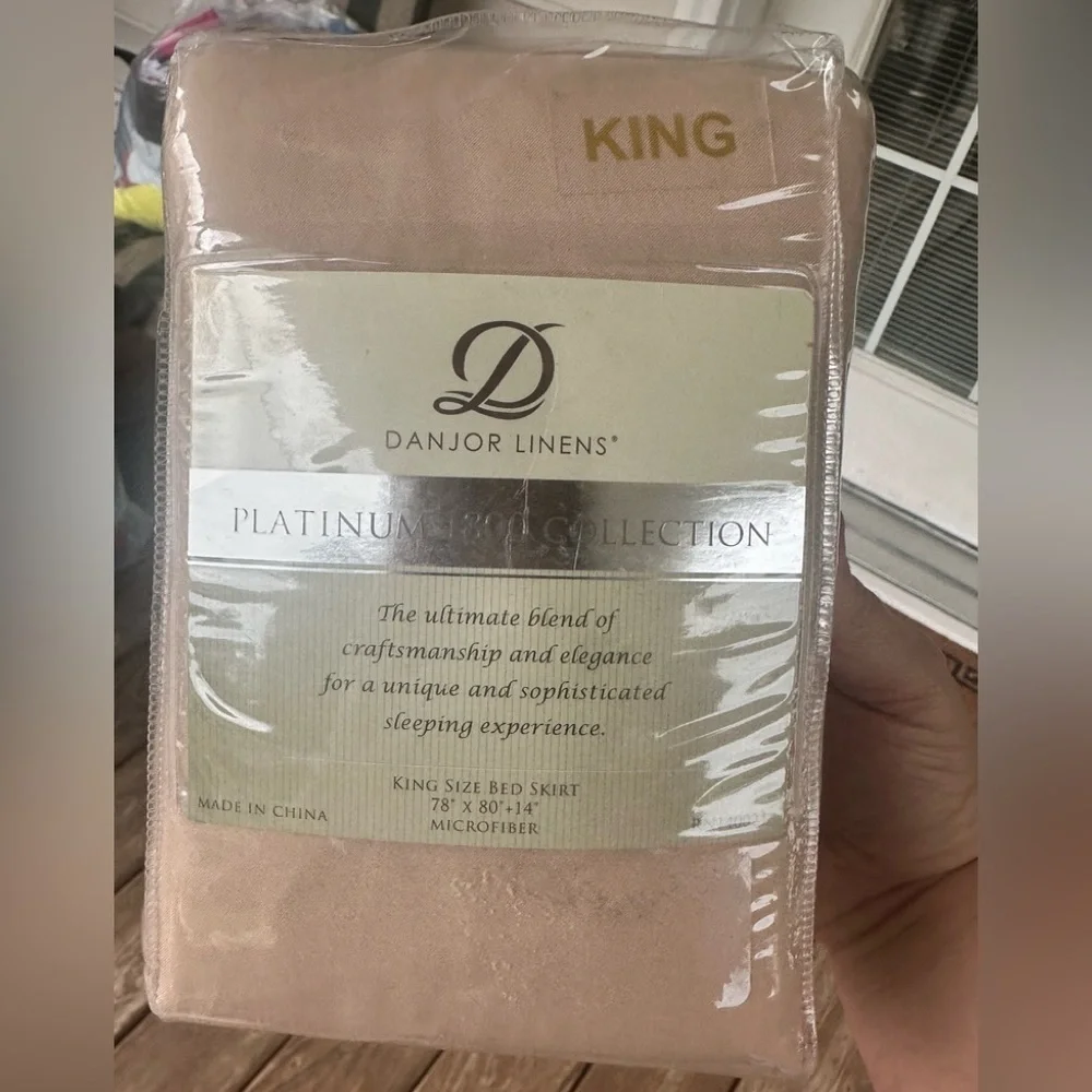 Danjor Linens Platinum Collection Bed Skirt